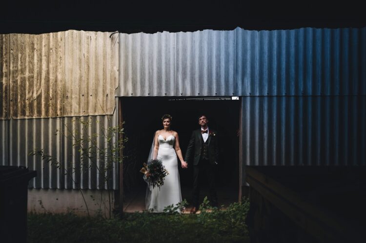 couple shoot at Lyde Court