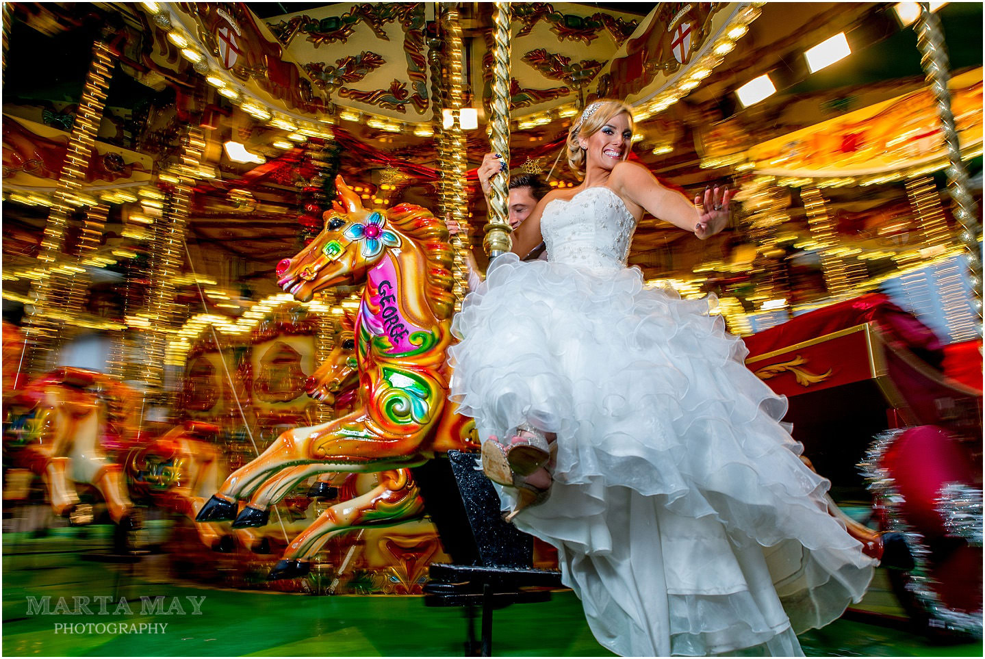 christmas market bride