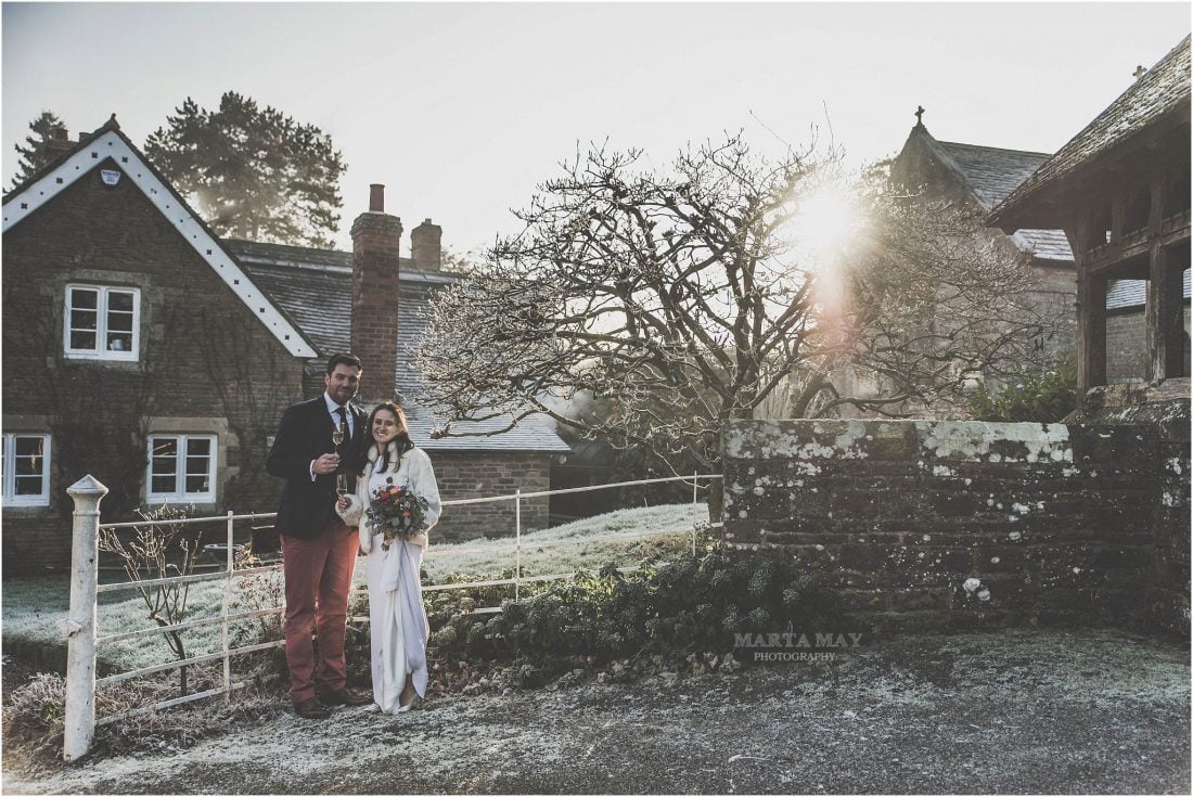 winter wedding couple