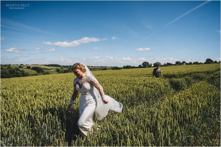 beautiful summer weddings hereford wedding photographer