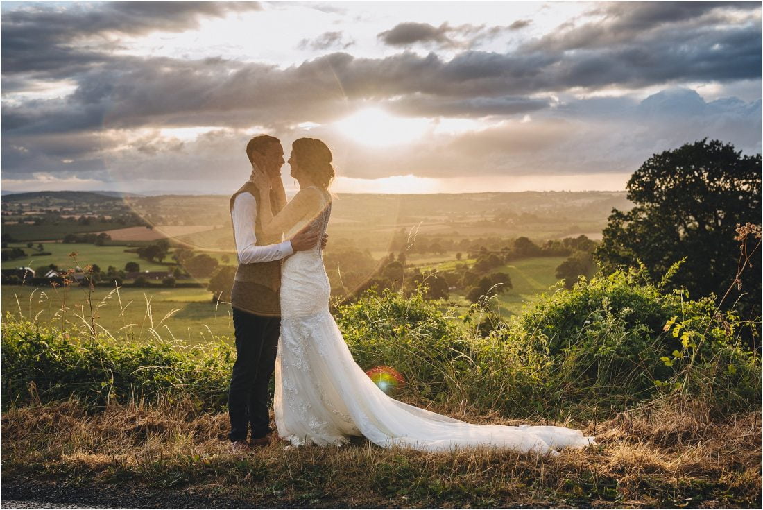 rainy wedding photos