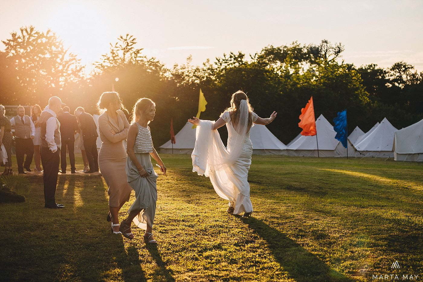 wedding glamping Cotswolds