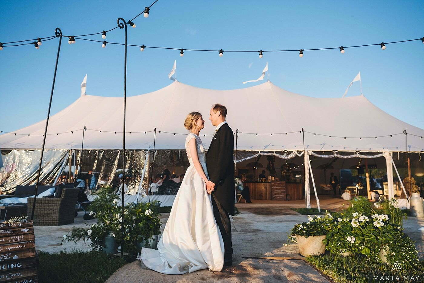 marquee wedding countryside