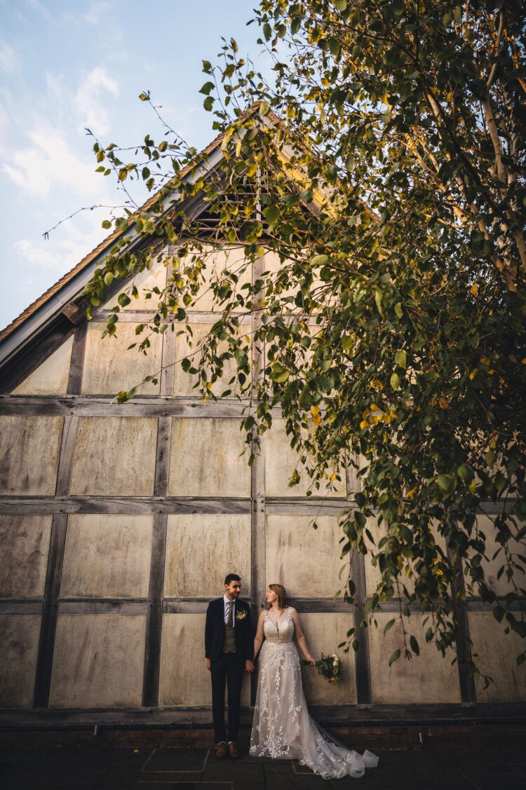 redhouse barn couple shoot