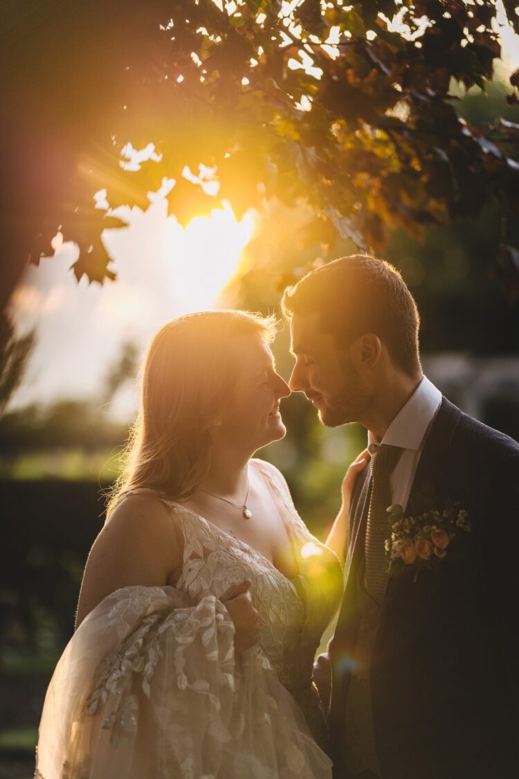 redhouse barn couple shoot