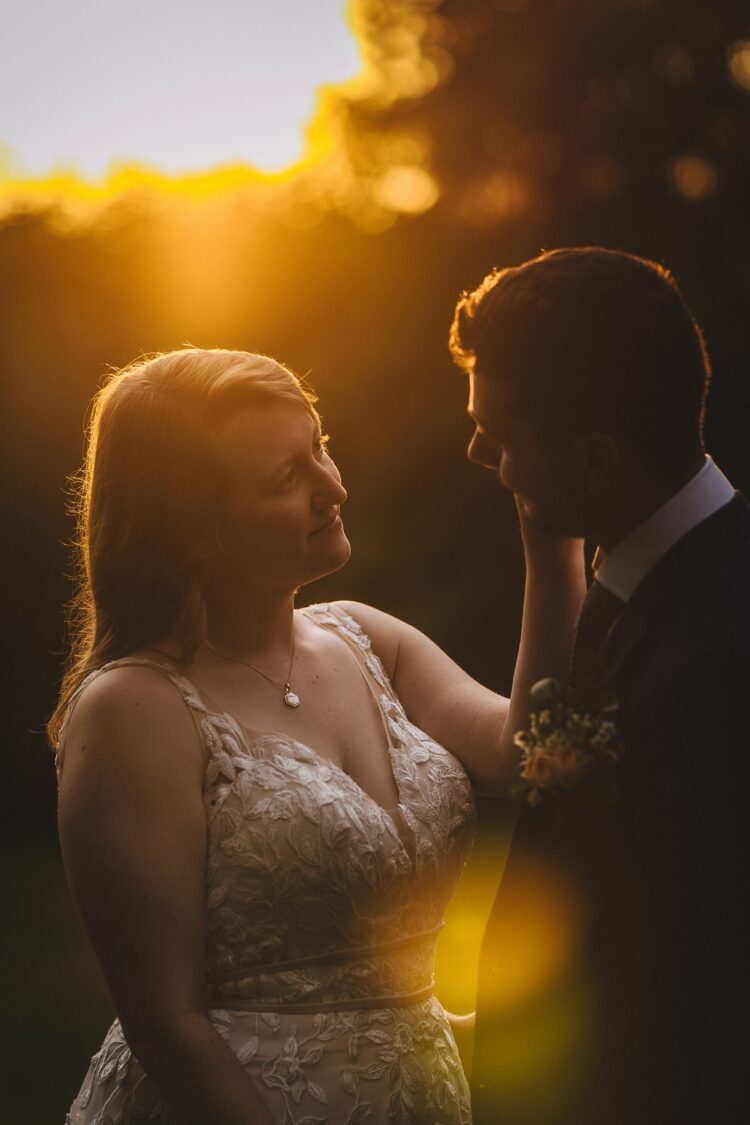 redhouse barn bride and groom shoot in the golden hour