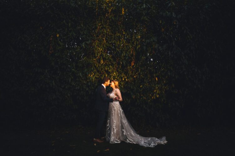 redhouse barn bride and groom shoot in the golden hour