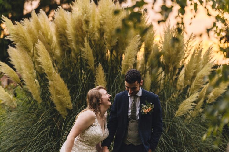 redhouse barn bride and groom shoot in the golden hour