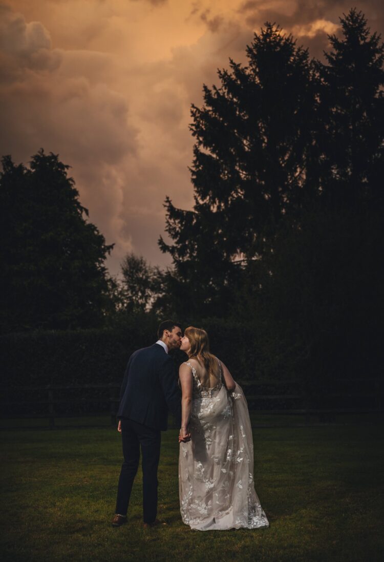 redhouse barn bride and groom shoot in the golden hour