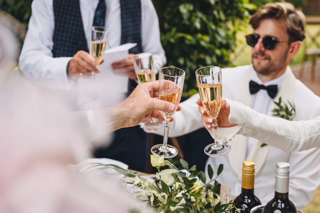 alfresco dining italian style at Pauntley court