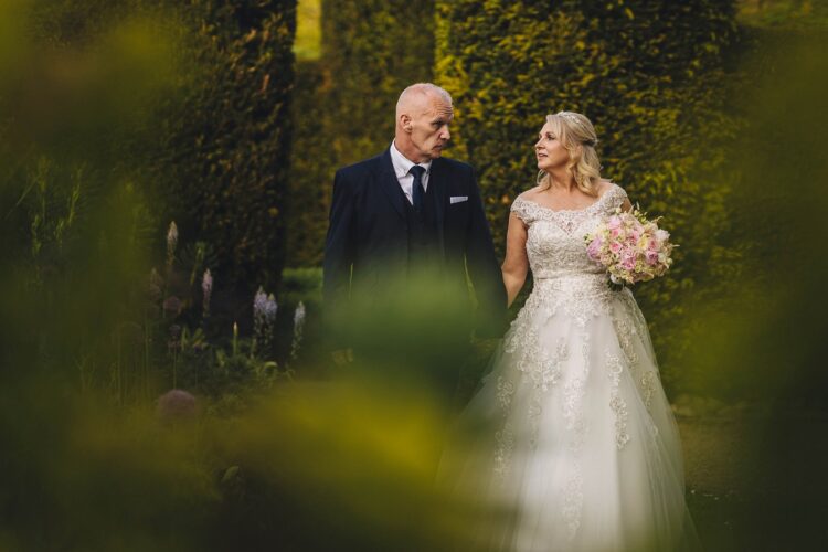 Hampton Court Castle wedding photoshoot