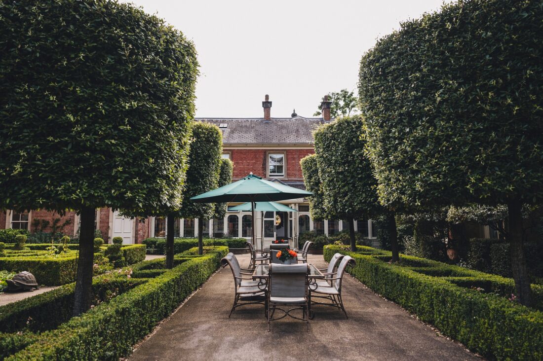 one of gorgeous spots in the courtyard at Kilworth House