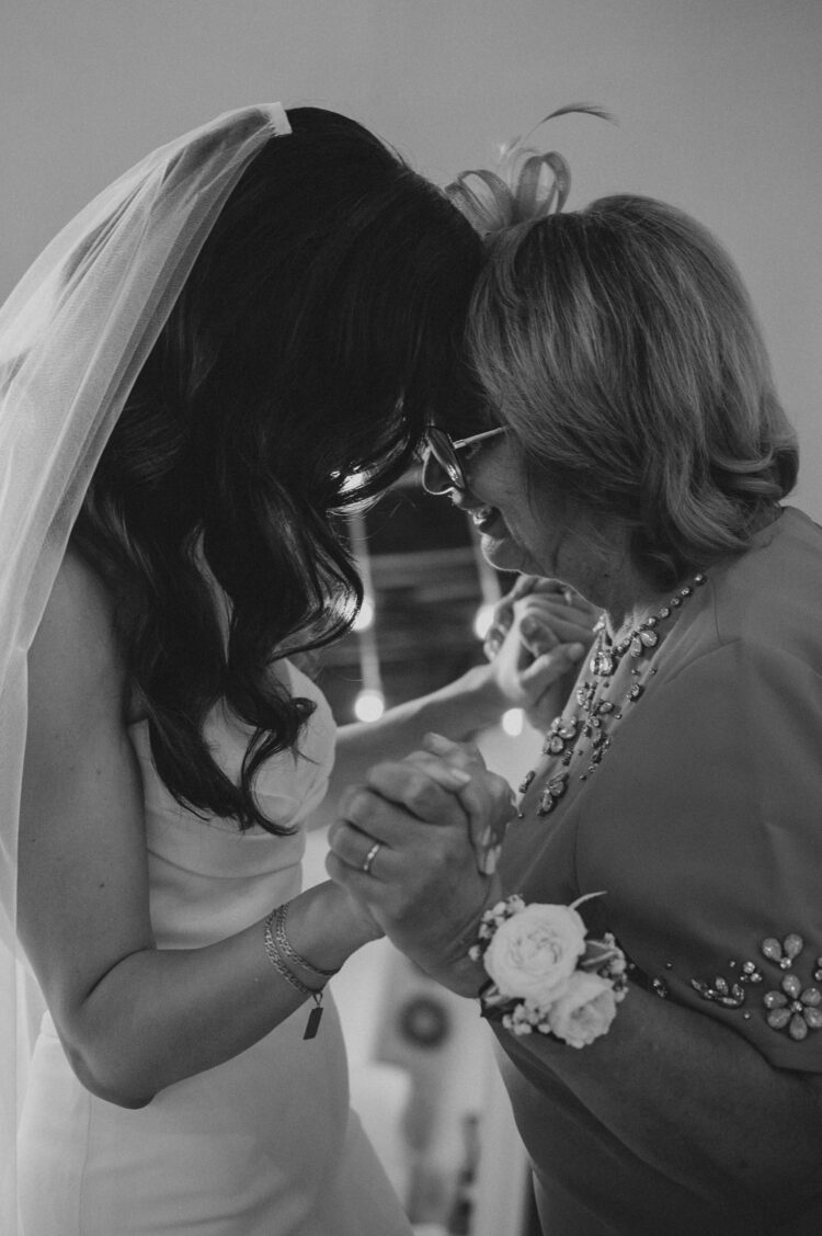 bride and mother moment at VIlla Podernovo