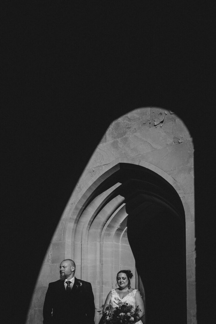 couple shoot at Hampton Court Castle