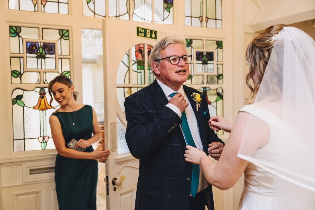 dad seeing bride at Berwick Lodge