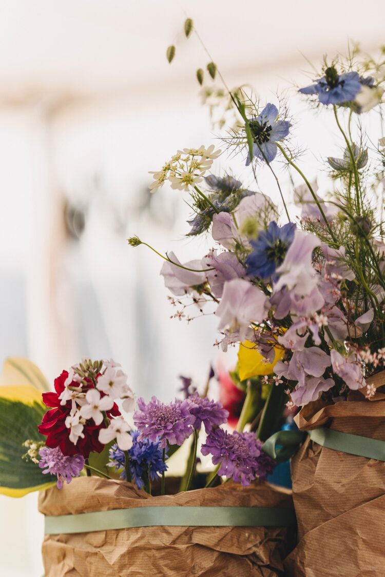 summer wedding flowers