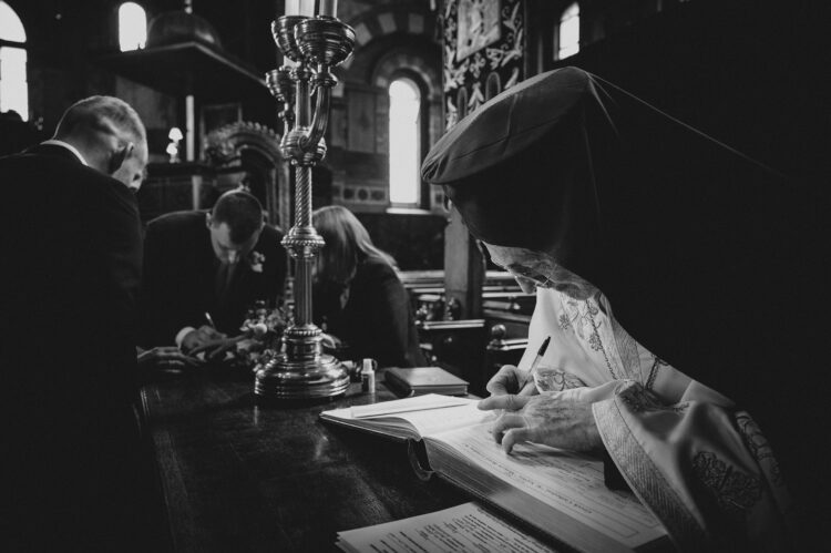st sophia greek orthodox church in london wedding ceremony