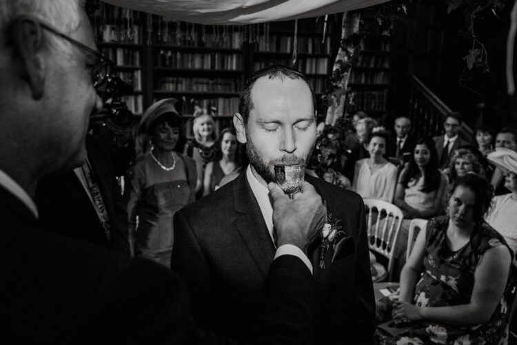 jewish wedding ceremony at Brinsop Court hereford
