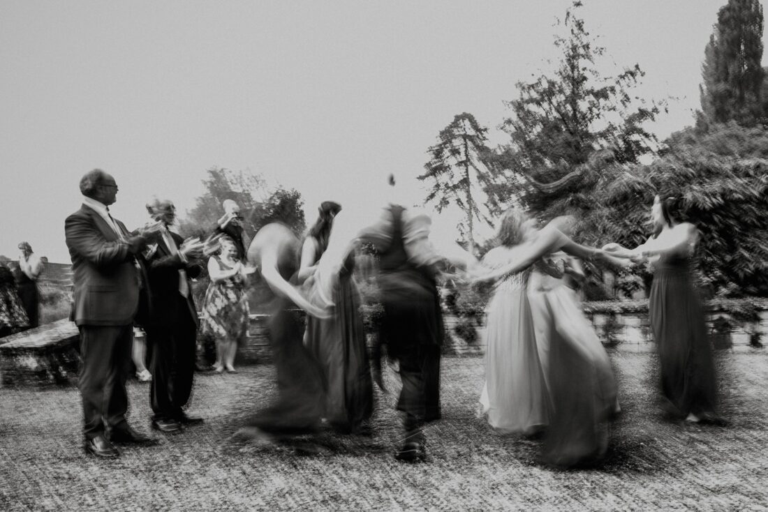 jewish wedding dancing