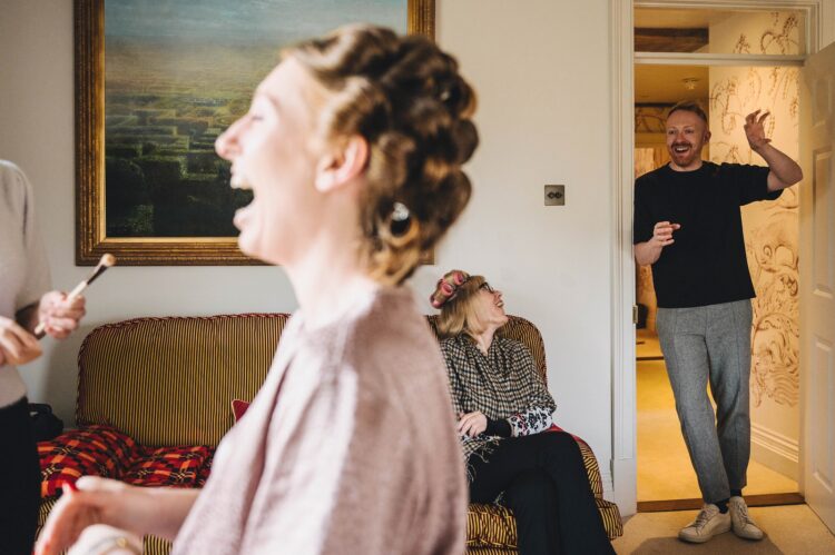 bride getting ready at Dewsall Court jewish wedding