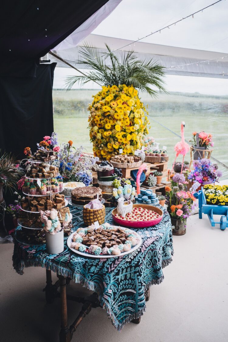 luxury marquee wedding decor