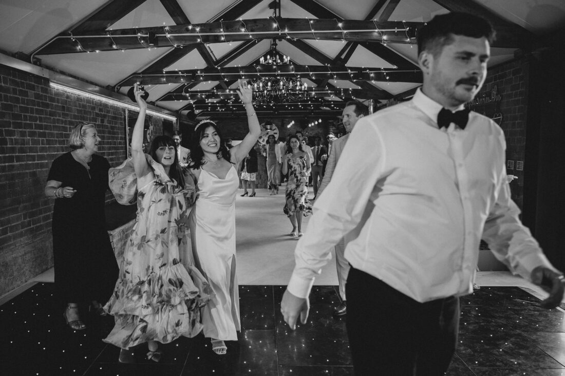 first dance at Shucknall Court, Herefordshire luxury wedding venue