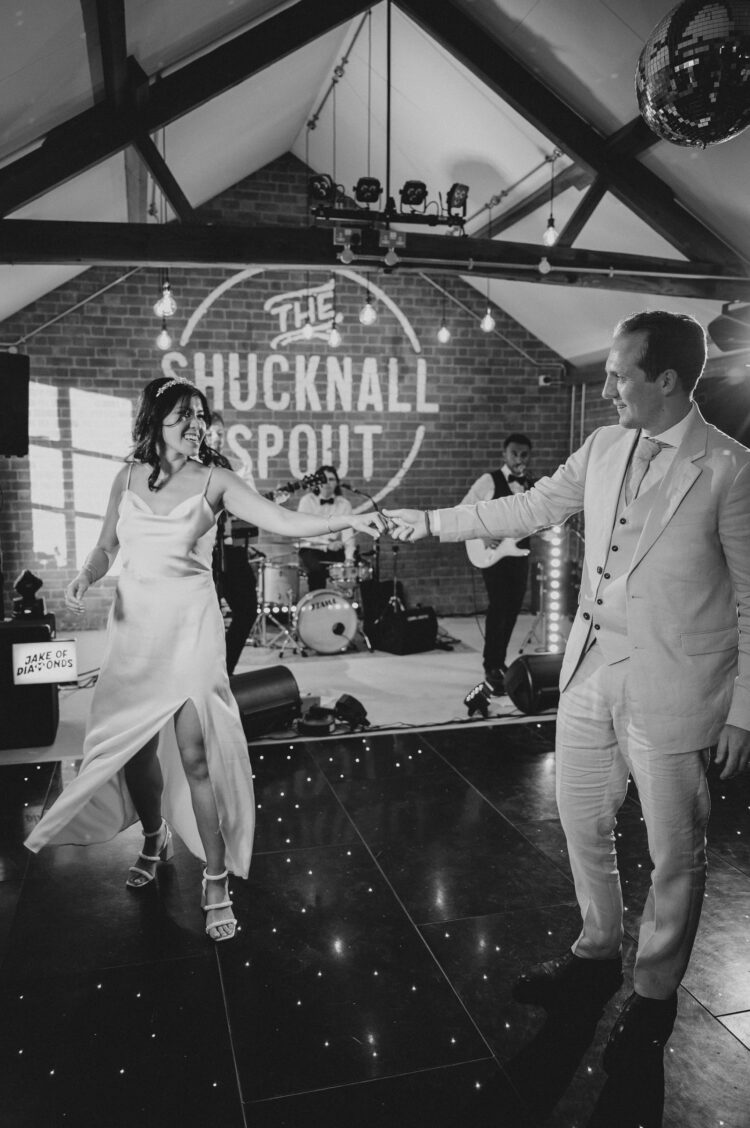 first dance at Shucknall Court, Herefordshire luxury wedding venue