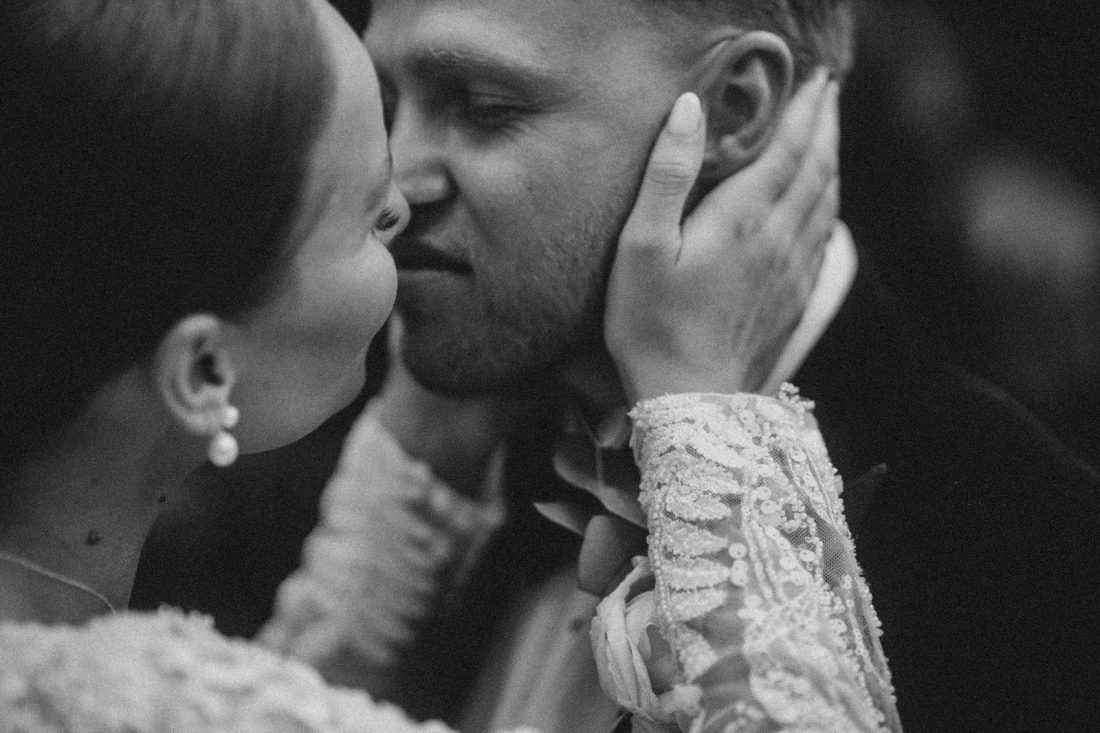 wedding photography prices uk