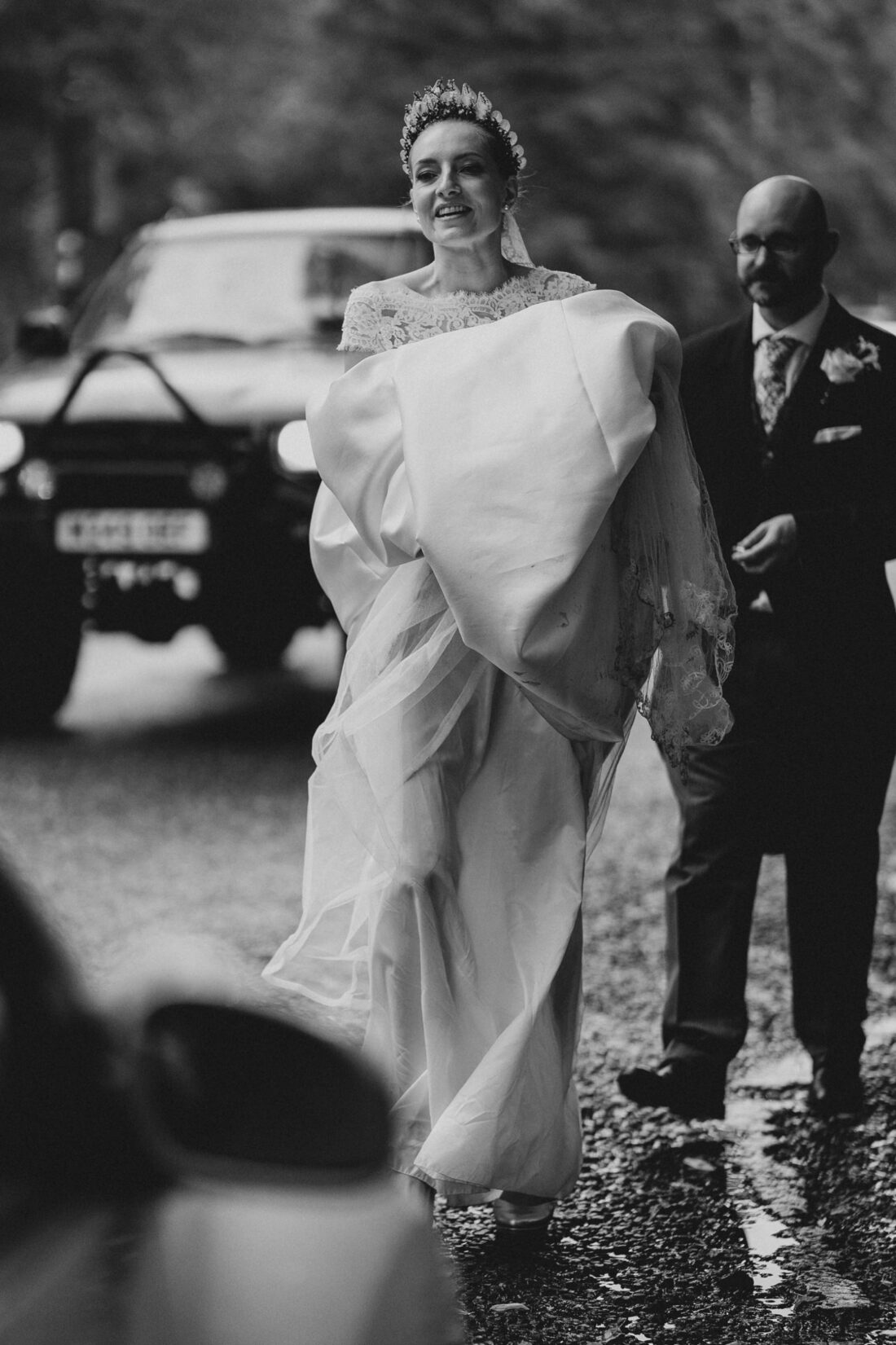 couple pictures, Cambridge wedding photographer, natural wedding photography